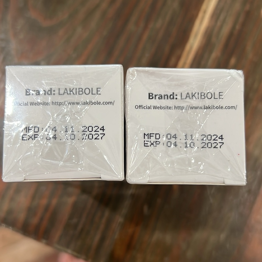 Lakibole 1 fl oz Niacinamide Serum with Hyaluronic Acid - Green and White. NIB! - Picture 7 of 9